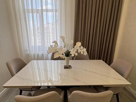 Elan №6153422 - Bakı, 8 Noyabr m., 2 otaqlı, 105 m², 15/17 mərtəbə