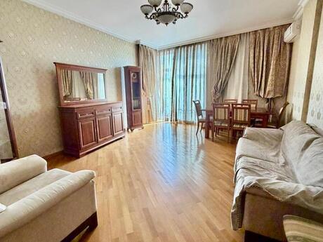 Elan №6158619 - Bakı, Xalqlar Dostluğu m., 3 otaqlı, 140 m², 3/17 mərtəbə