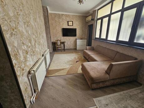 Объявление №6158923 - Баку, м. Нариман Нариманов, 2-комн., 70 м², 1/2 этаж