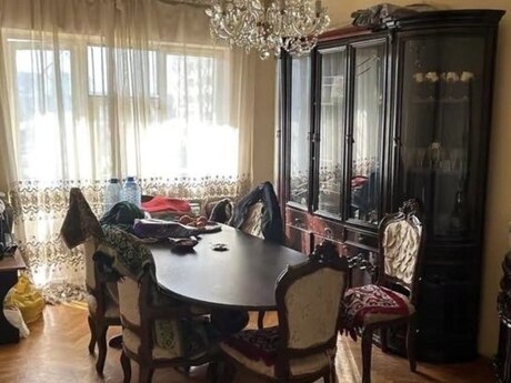 Azadlıq Prospekti m.