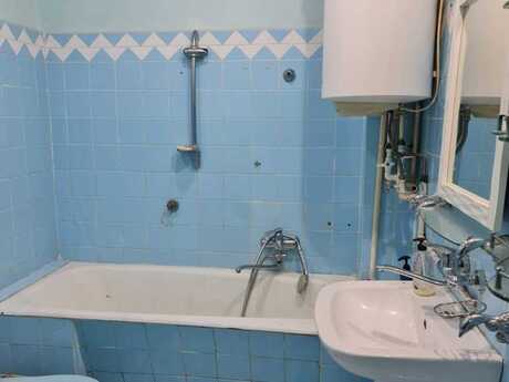 3-room apartment for rent, 135 m², Sahil: 1 000 ₼/mo 5