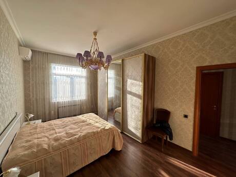 3-room apartment for rent, 80 m², 28 May: 1 000 ₼/mo 5
