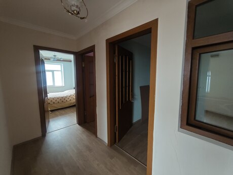 5 otaqlı həyət evi/bağ evi - Görədil q. - 255 m²