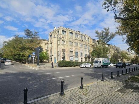 Объявление №6159407 - Баку, Насиминский  р., 2-комн., 70 м², 4/4 этаж