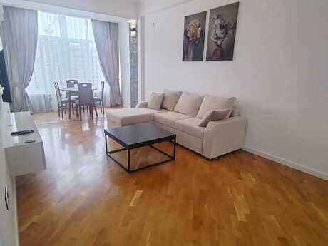 Elan №6159565 - Bakı, Nərimanov r., 2 otaqlı, 70 m², 12/18 mərtəbə