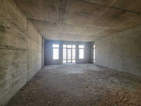 4-комнатная квартира, 264 м², 28 May: 660 000 ₼ 2
