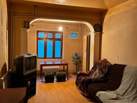 Elan №6159592 - Bakı, Elmlər Akademiyası m., 2 otaqlı, 55 m², 5/5 mərtəbə