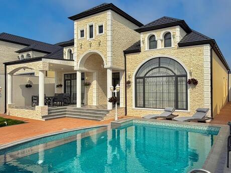 5 otaqlı həyət evi/bağ evi - Mərdəkan q. - 250 m²