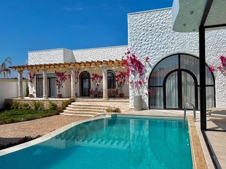 Elan №6159747 - Bakı, Mərdəkan q., 4 otaqlı, 200 m²