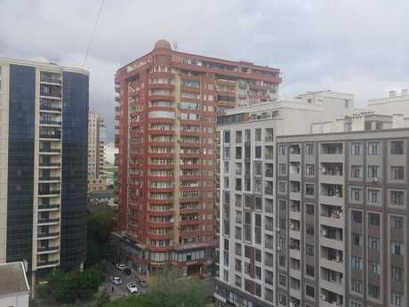 Elan №6159793 - Bakı, 28 May m., 2 otaqlı, 90 m², 11/16 mərtəbə