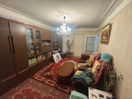 Объявление №6159944 - Баку, м. Нефтчиляр, 3-комн., 70 м², 5/5 этаж