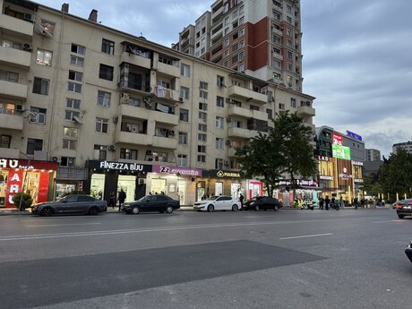 Nəriman Nərimanov m.