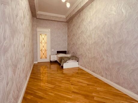 5 otaqlı mənzil, 240 m², Nərimanov: 545 000 ₼ 4