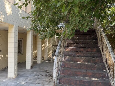 Elan №6160256 - Bakı, Novxanı q., 3 otaqlı, 80 m²