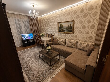 Elan №6160303 - Bakı, Memar Əcəmi m., 2 otaqlı, 50 m², 3/5 mərtəbə