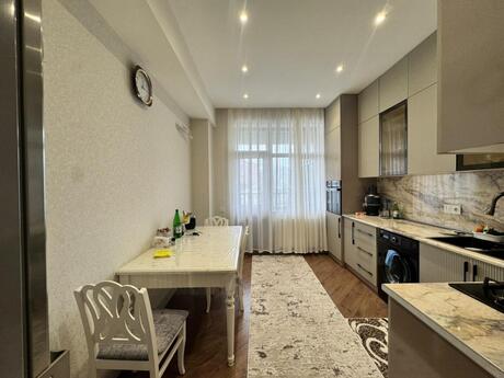 3 otaqlı mənzil, 117 m², 28 May: 400 000 ₼ 5