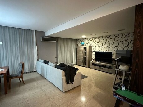 Elan №6160785 - Bakı, 8 Noyabr m., 4 otaqlı, 160 m², 8/16 mərtəbə
