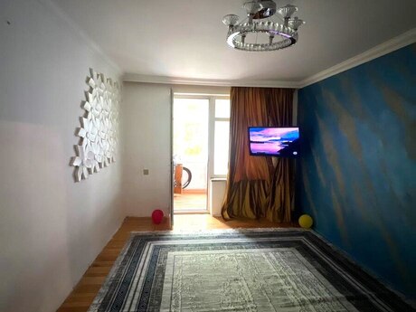 Elan №6160788 - Bakı, Nərimanov r., 3 otaqlı, 75 m², 2/5 mərtəbə