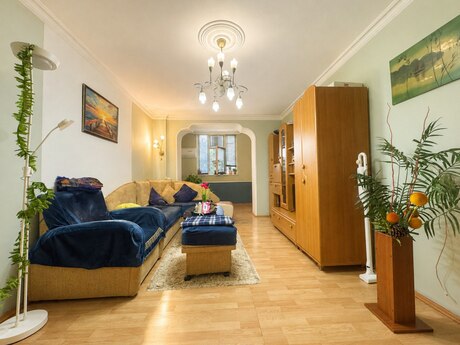 Elan №6160826 - Bakı, Gənclik m., 3 otaqlı, 60 m², 3/5 mərtəbə