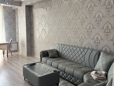 Kirayə 2 otaqlı mənzil, 95 m², Gənclik: 900 ₼/ay 2