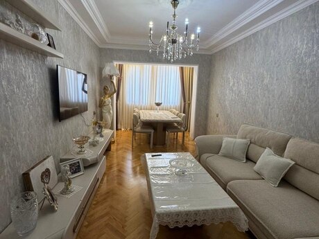 Объявление №6161045 - Баку, Наримановский  р., 3-комн., 85 м², 8/9 этаж
