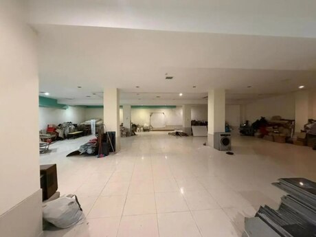 Obyekt - 8 Noyabr m. - 600 m²