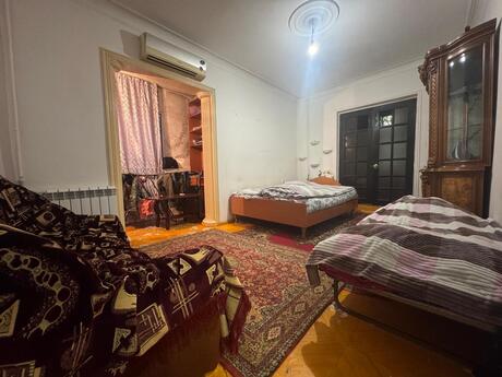 Elan №6161237 - Bakı, Gənclik m., 2 otaqlı, 50 m², 2/9 mərtəbə