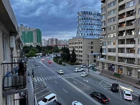 Объявление №6161251 - Баку, м. Элмляр Академиясы, 1-комн., 40 м², 5/5 этаж