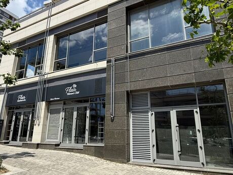 Obyekt - Ağ şəhər q. - 520 m²
