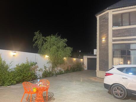 5 otaqlı həyət evi/bağ evi - Xəzər r. - 270 m²