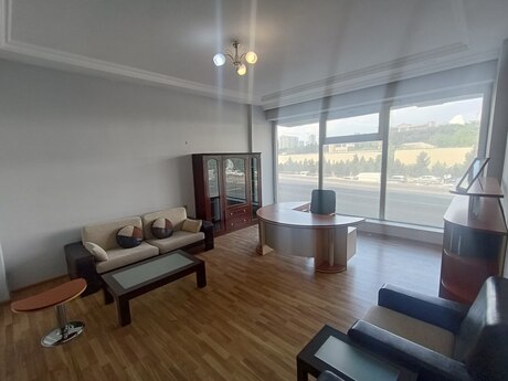 Elan №6161395 - Bakı, Şah İsmayıl Xətai m., 3 otaqlı, 100 m²