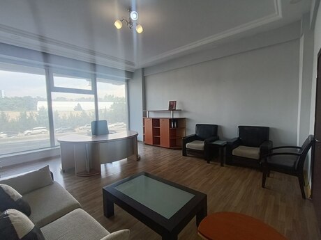 3 otaqlı ofis - Şah İsmayıl Xətai m. - 100 m²