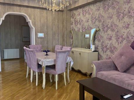 2-room apartment for rent, 85 m², Əhmədli: 700 ₼/mo 3