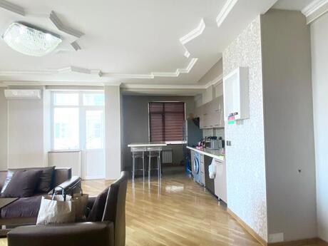Elan №6161477 - Bakı, Nizami m., 2 otaqlı, 90 m², 5/17 mərtəbə