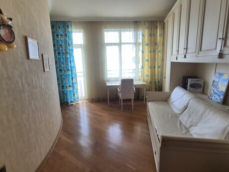 4-комн. · 225 m² · 4/15 этаж, Nizami