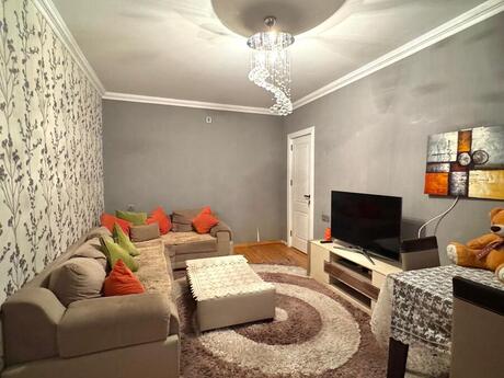 Объявление №6161632 - Баку, м. Ази Асланов, 3-комн., 75 м², 2/5 этаж