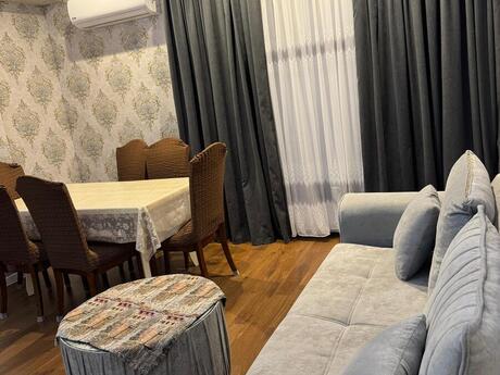 3 otaqlı yeni tikili - Azadlıq Prospekti m. - 70 m²