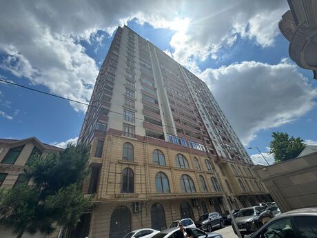 Elan №6161835 - Bakı, Nərimanov r., 4 otaqlı, 200 m², 5/19 mərtəbə
