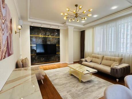 Kirayə 3 otaqlı mənzil, 120 m², İzmir Residence: 2 200 ₼/ay 2