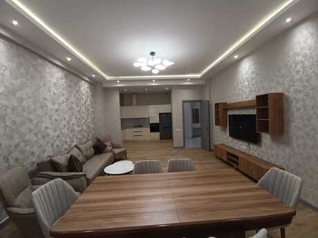 2 otaqlı mənzil, 93 m², 28 May: 339 000 ₼ 3