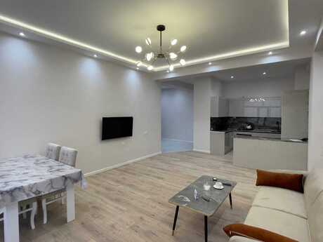 Elan №6162210 - Bakı, 28 May m., 2 otaqlı, 85 m², 7/17 mərtəbə