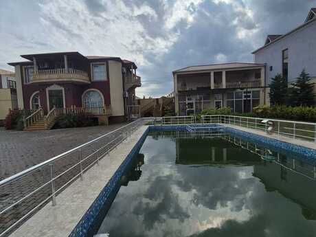 Elan №6162442 - Bakı, Novxanı q., 6 otaqlı, 400 m²