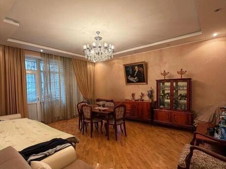 2-комн. новостройка - Наримановский  р. - 96 м²