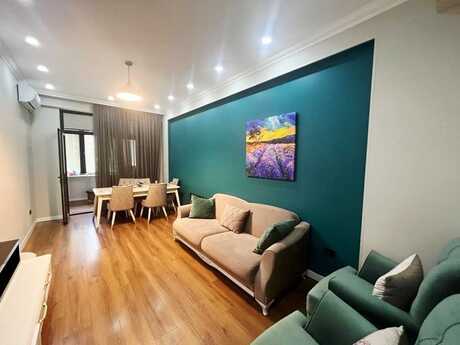 Elan №6162517 - Bakı, Neftçilər m., 2 otaqlı, 70 m², 7/15 mərtəbə