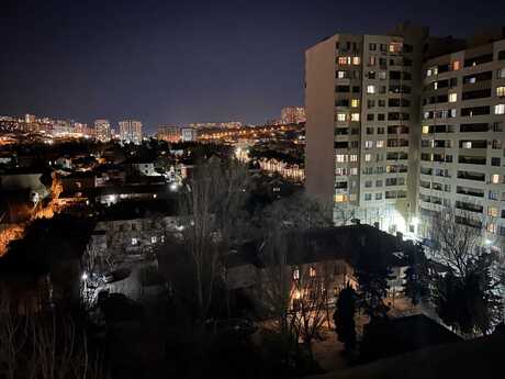 Elan №6162585 - Bakı, Qaraçuxur q., 2 otaqlı, 70 m², 8/12 mərtəbə