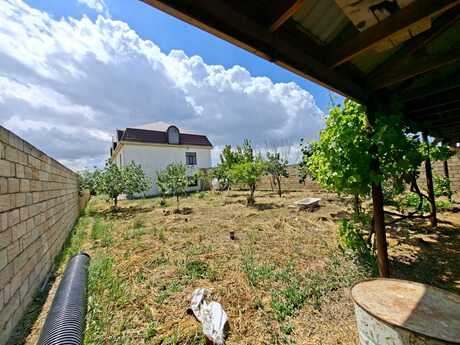 6 otaqlı həyət evi, 450 m², Novxanı: 165 000 ₼ 2