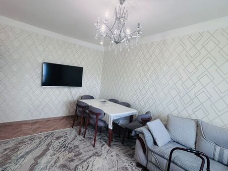4-комнатная квартира, 105 м², Neftçilər: 275 000 ₼ 2