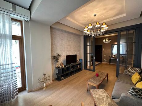Объявление №6163375 - Баку, м. Нариман Нариманов, 2-комн., 80 м², 4/8 этаж