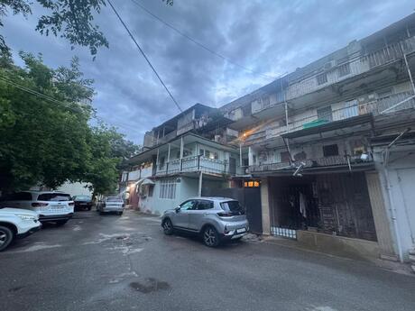 Elan №6163378 - Bakı, Nərimanov r., 2 otaqlı, 70 m², 1/4 mərtəbə