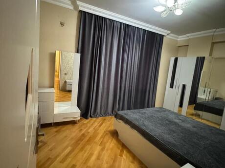 Продаётся 2-комнатная квартира в новостройке, Azadlıq Prospekti, 82 м², 240 000 AZN, фото 3 / 8